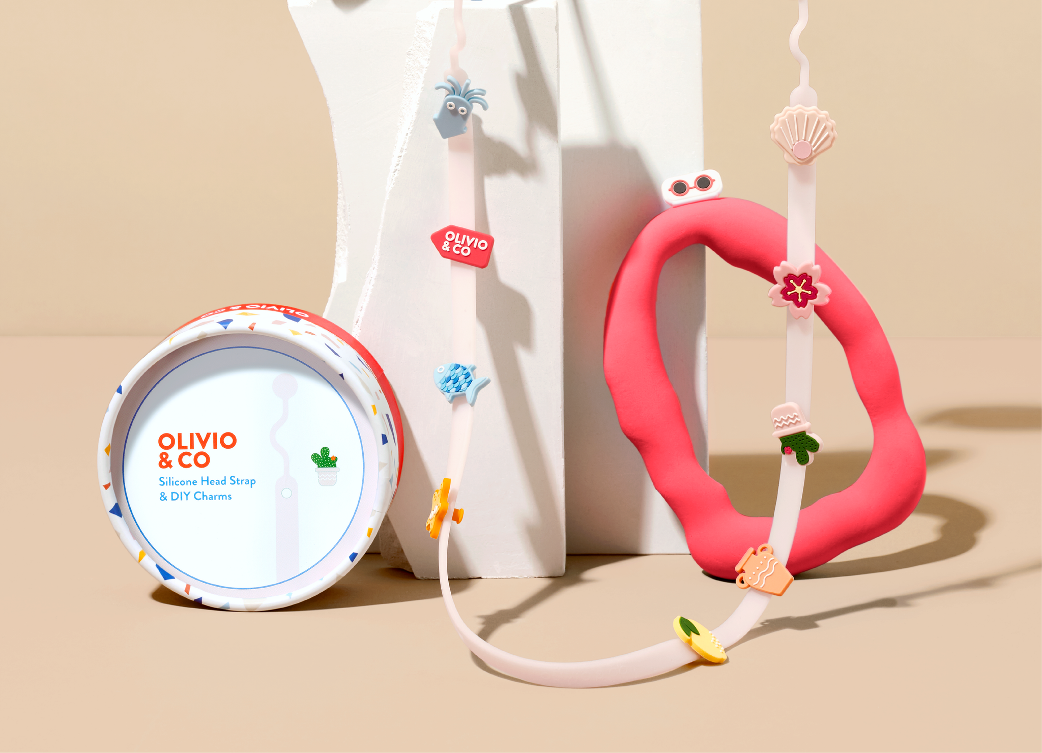 Packaging of OLIVIO&CO Silicone Eyewear Chain