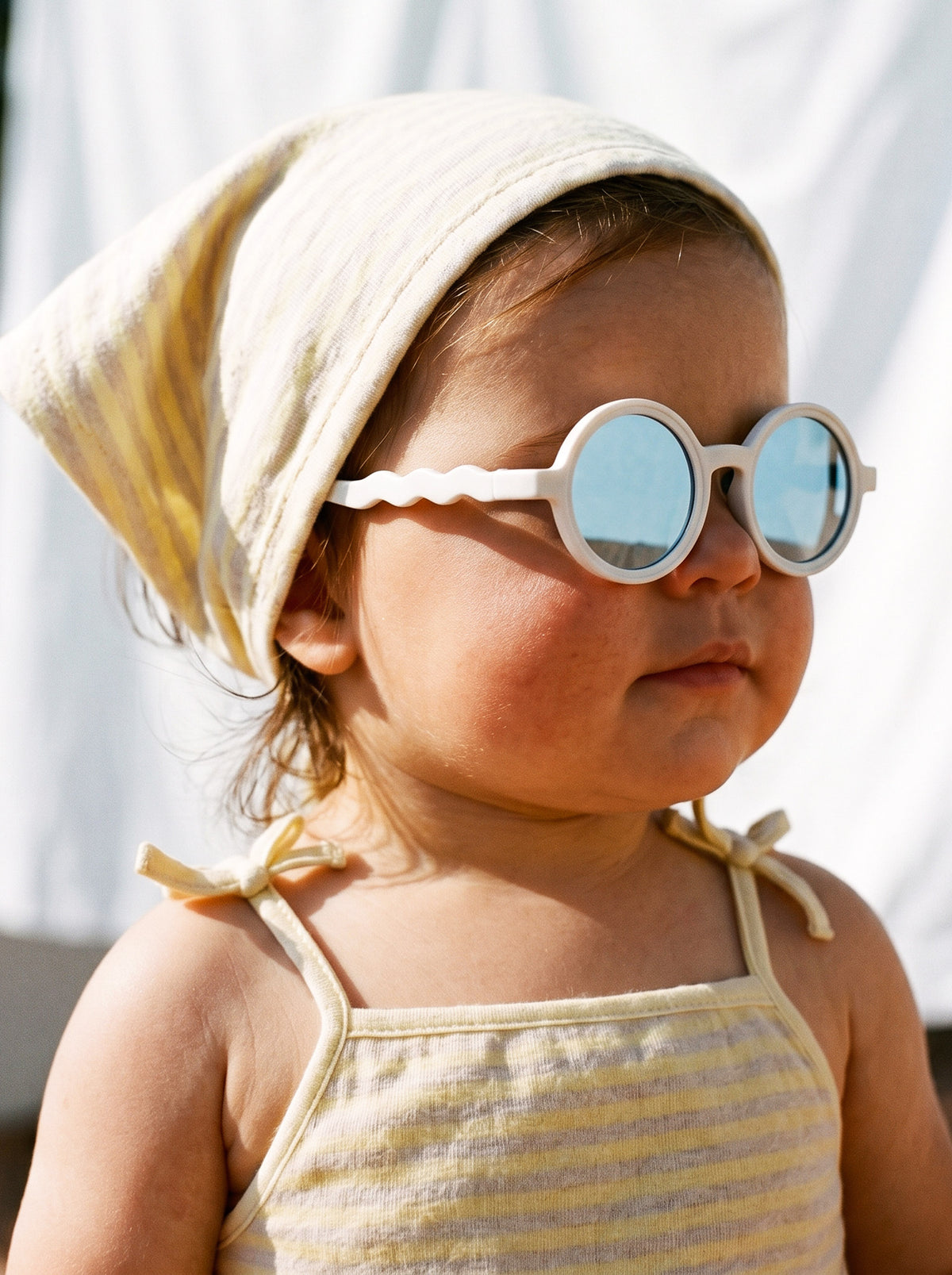 Toddler & Baby Round Polarized Sunglasses (Age 0-3) - Shark White